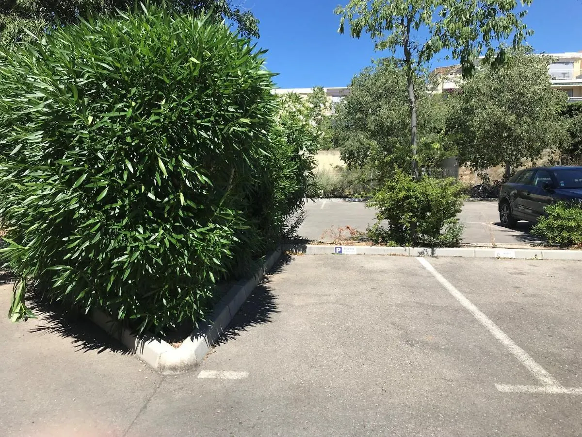 Les Terrasses Du Liouquet T2, Piscine , Parking , Mer A 150 M La Ciotat Apartman