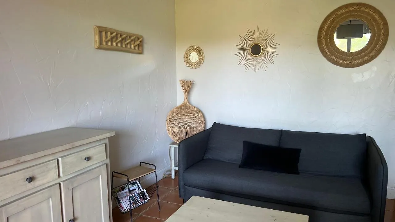 Les Terrasses Du Liouquet T2, Piscine , Parking , Mer A 150 M La Ciotat Apartman
